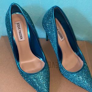 Steve Madden teal 6in heals